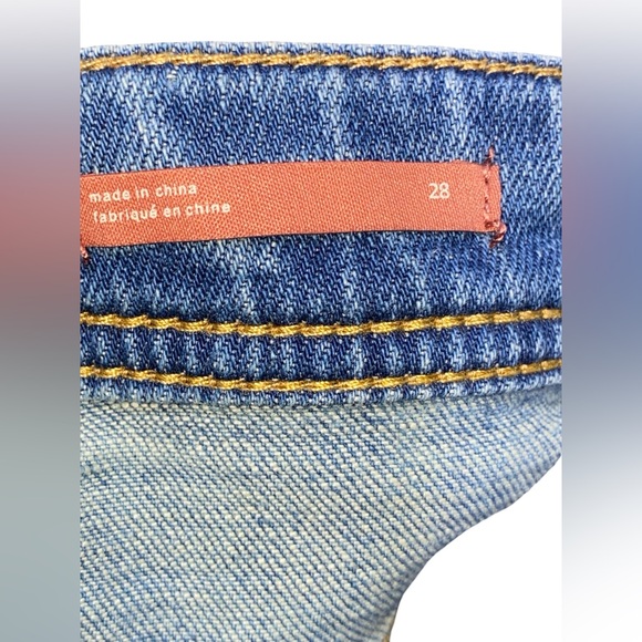 Anthropologie Pilcro Slim Boyfriend Jeans - Mid-Rise Cropped - Size 28 - Picture 4 of 6